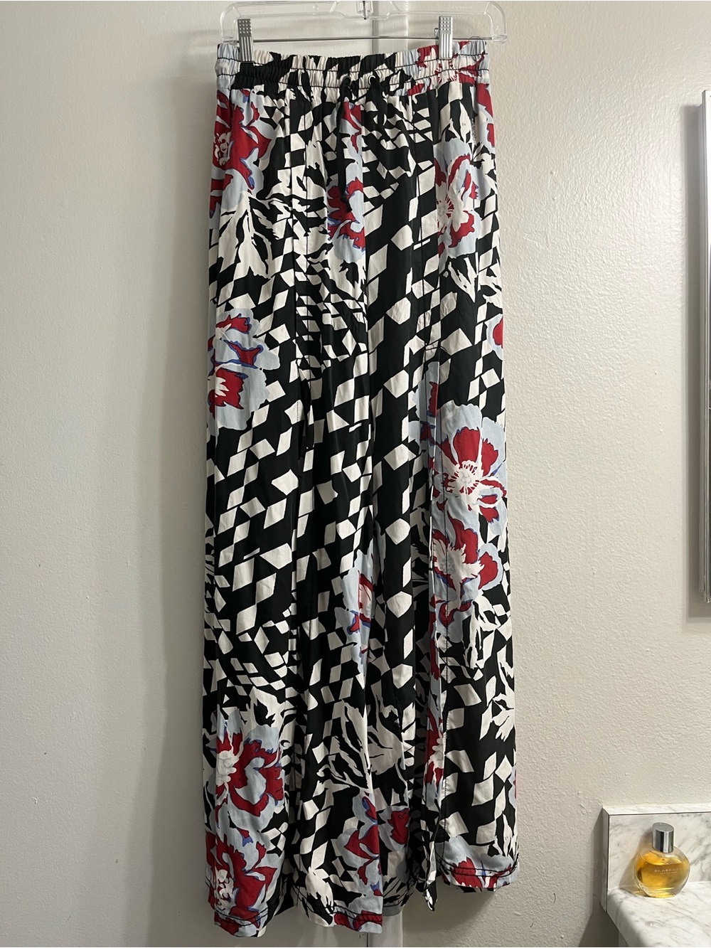 FP Movement by Free People Black Floral Geometric pants - Red & White